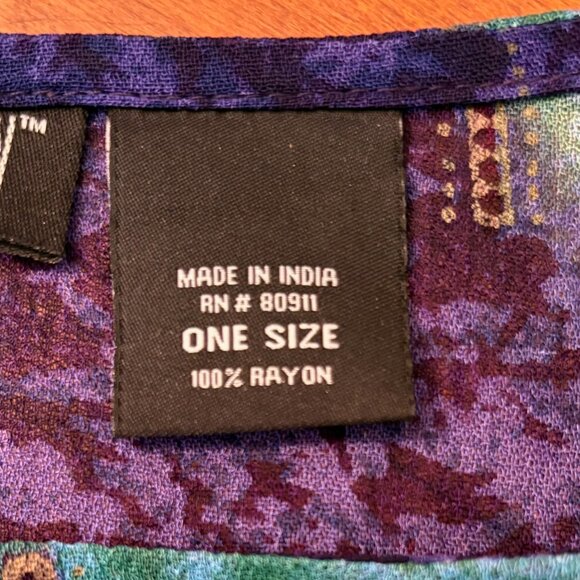 The Pyramid Collection Asymmetrical Crinkle Multicolor Textured Tunic One Size - Picture 12 of 12